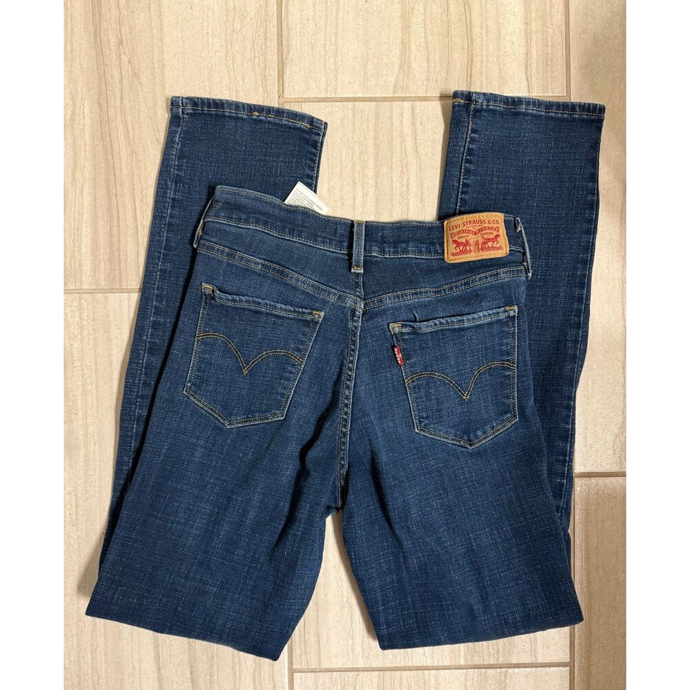 Levi's 315 Shaping Mid Rise Lightweight Bootcut Jeans (size 28x32) EUC